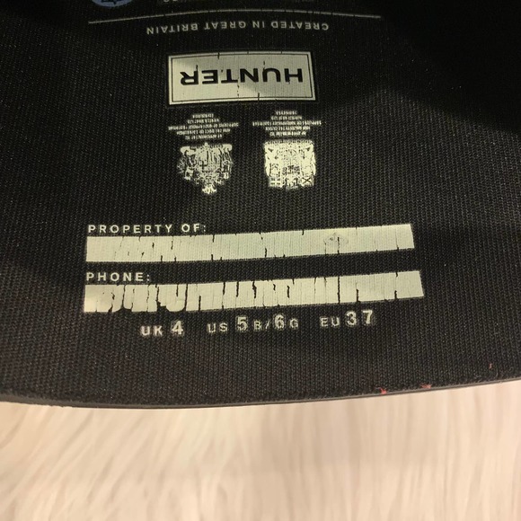 Hunter Original Tall Gloss Wellington Waterproof Rain Boots in Black - Picture 10 of 12